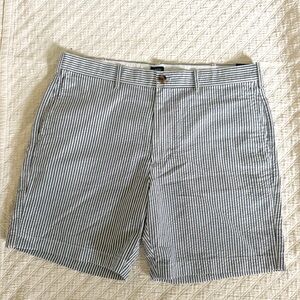 J Crew blue/white Striped Men's Shorts Size 33 NWT